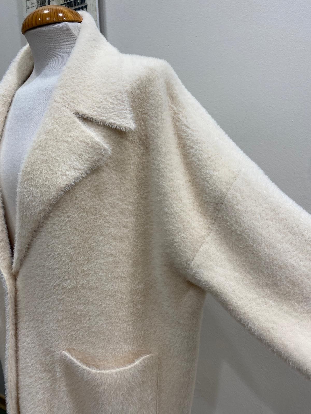 ABRIGO ARIADNA NATURAL